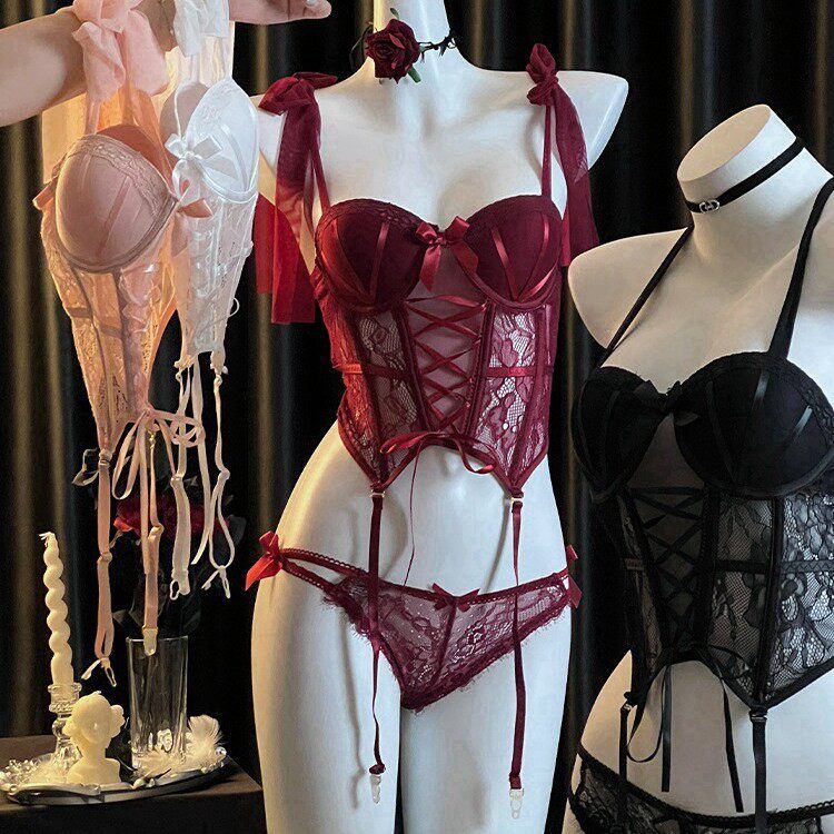 星空学姐2025新款情趣睡衣性感鱼骨带胸垫内衣女聚拢纯欲蕾丝吊带