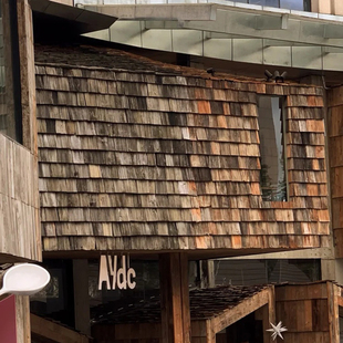 铁杉木风化木瓦片老木板餐饮门头旧木屋檐屋顶瓦片门头装饰板墙板