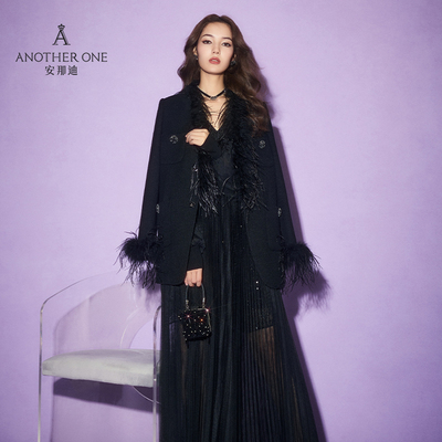 气质时尚黑色连衣裙女