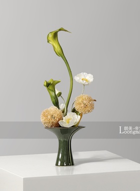 侘寂风绿色陶瓷小花瓶花艺售楼处客厅茶几洽谈桌小桌花高级感花器