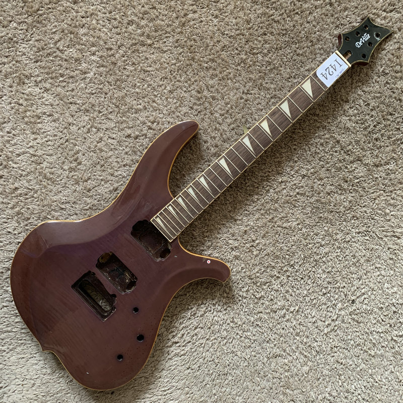 台湾工厂样品 Deville电吉他半成品微瑕无配件桃花芯枫木虎纹24品