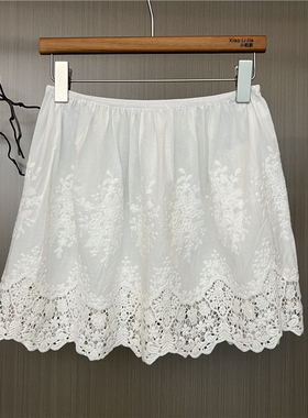 韩系蕾丝钩花白色小屁帘打底半身裙女春季2025新款防走光叠穿短裙