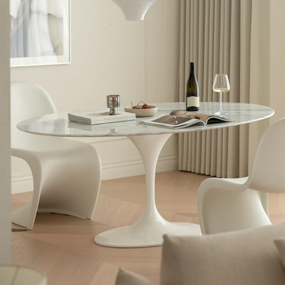 奶油风大理石椭圆餐桌小户型