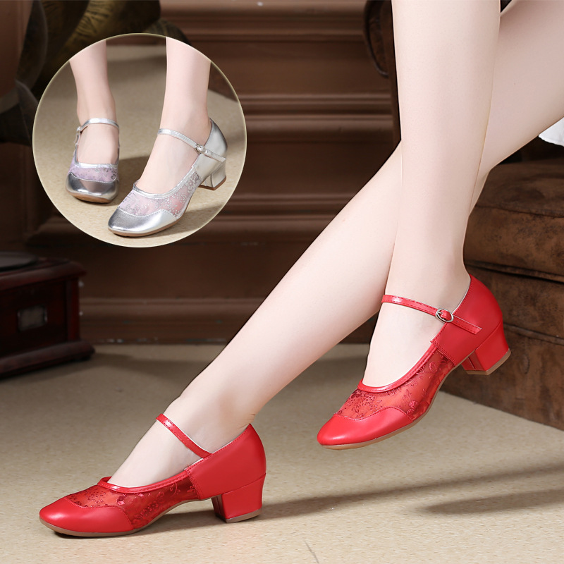 新款舞蹈鞋网纱凉鞋软底跳舞鞋广场舞鞋成人中跟现代舞鞋