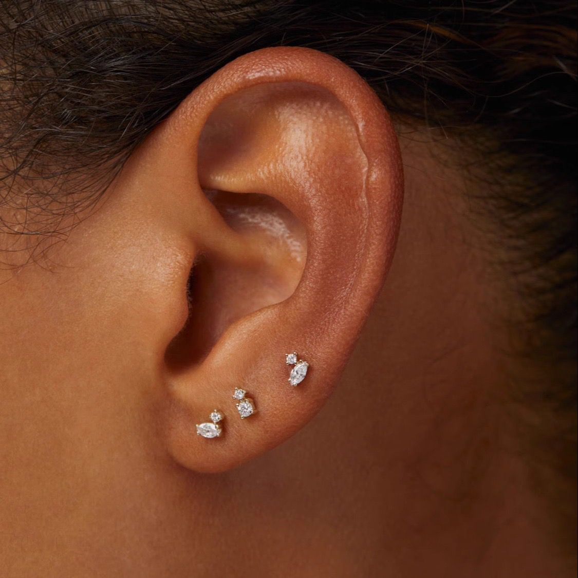 惊小鸿S925纯银镀18K金锆石迷你耳钉耳骨钉小众设计叠戴中性极简