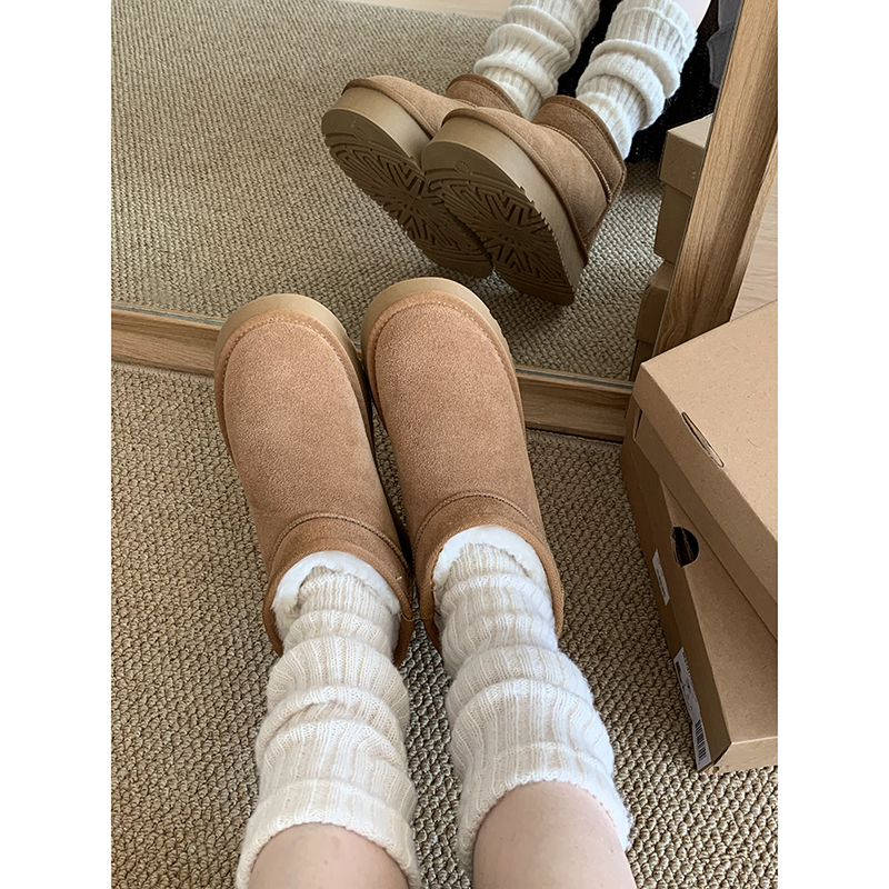 工厂尾huo 增高4cm保暖雪地靴，鞋面反牛绒