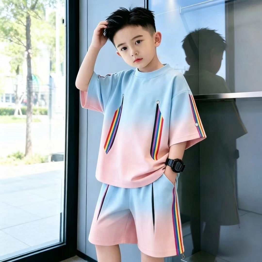 男童春秋渐变运动条纹两件套