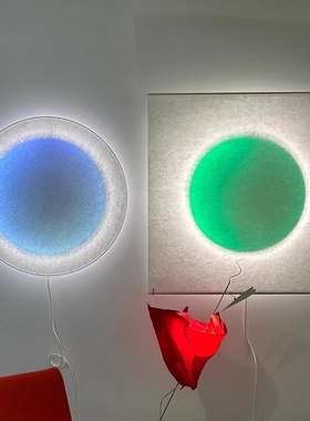 现代客厅圆形满月Maurer Moodmoon 壁灯设计师卧室彩色调光氛围灯