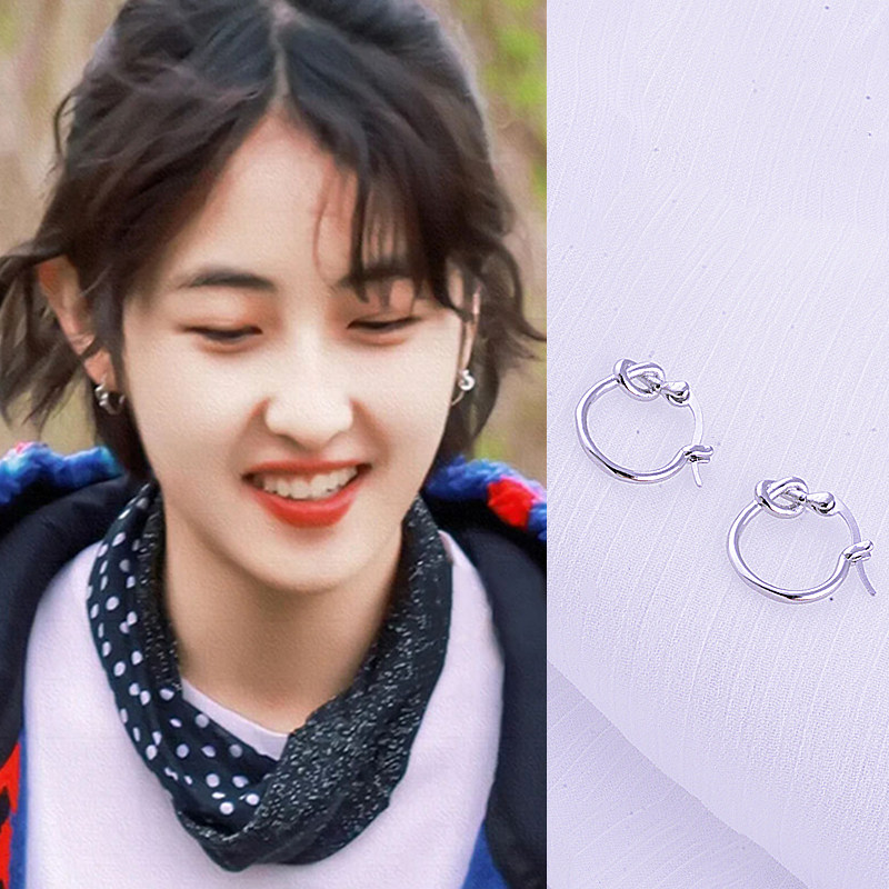 925纯银张子枫素圈2022年新耳钉
