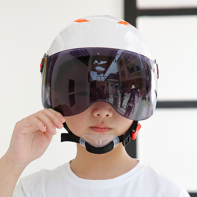 新国标儿童3C认证头盔电动车男孩可调节防晒安全电瓶车轻便女童帽