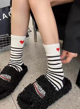 元气满满爱心条纹！情侣男女小众街头纯棉中筒款百搭学院风薄款