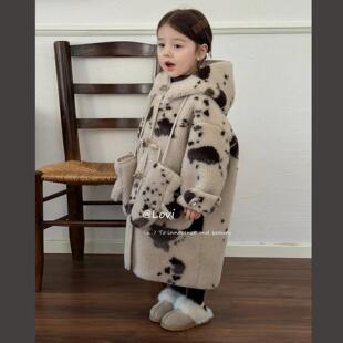 品牌货！太精致~含羊毛女童加厚羊羔绒皮毛一体牛角扣大衣厚外套