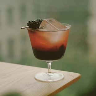 古典雞尾酒杯高腳杯輕薄咖啡玻璃杯闊口杯特調(diào)杯金湯力杯氣泡水杯