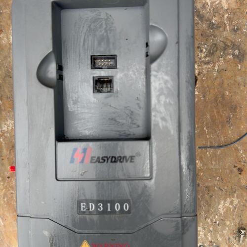 议价变频器ED3100-4T0007MED3100-4T0015MED3100-4T0022M
