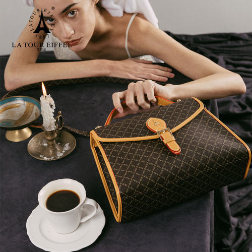 艾菲尔复古邮差包撞色经典老花