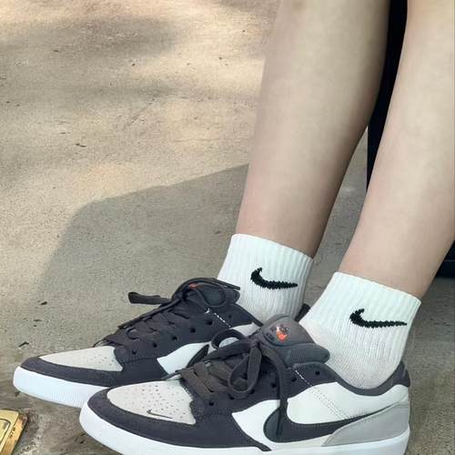 SbForce58低帮休闲运动板鞋