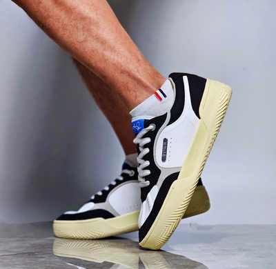 Anta安踏 欧文系列 HELA TRIBE 舒适百搭 防滑耐磨 低帮 板鞋白黑