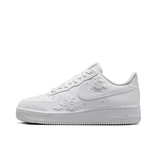 Nike Air Force 1空军一号轻便板鞋女款白色/白色远仓