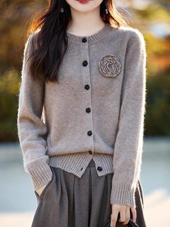 高级感毛衣女款2024新款冬季圆领羊毛开衫上衣新品羊绒针织衫外套