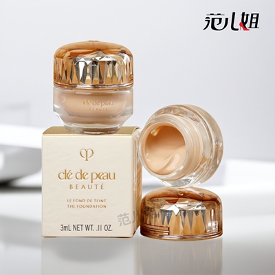 CPB肌肤之钥晶致润耀粉霜小样