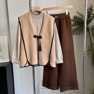 新中式妈妈秋装洋气马甲套装女中老年女装春秋休闲上衣国风三件套