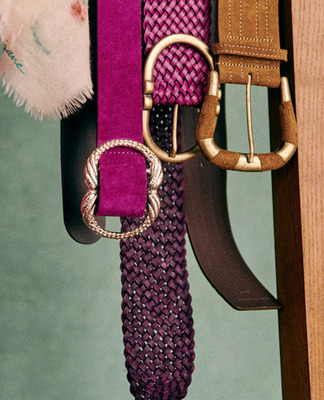 玫红色金属麻花圆扣牛皮麂皮腰带