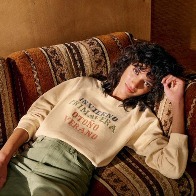 法式杏色纯棉字母刺绣卫衣女