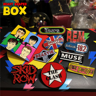 朋克摇滚胸针徽章英伦迷幻