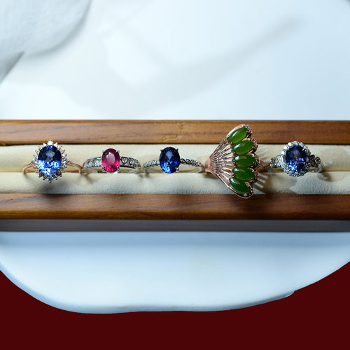 红宝石莫桑钻戒指女小众设计特价