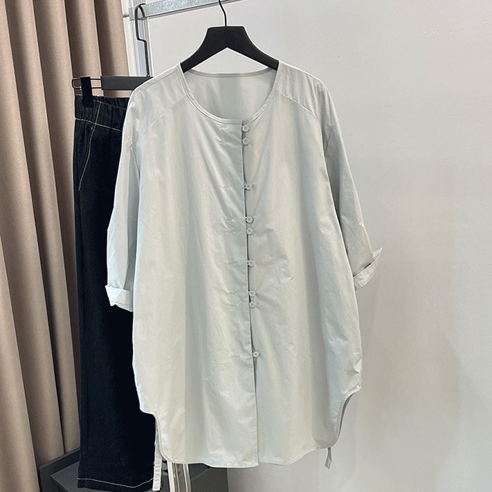 胖mm特大码300斤V领排扣荷叶边飞飞袖衬衫女装夏季宽松娃娃衫上衣