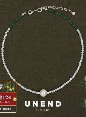 UNEND翠印Script项链