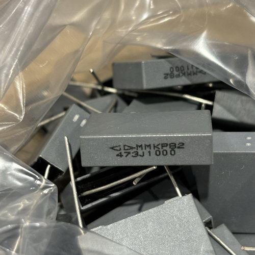 法拉MMKP82灰色校正谐振电容1000V473J 0.047Uf P22.5MM