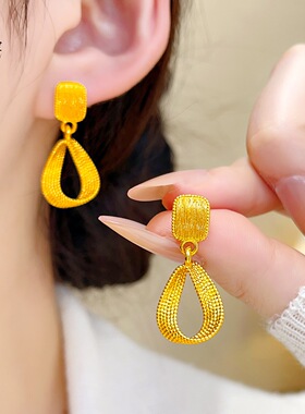 金色饰品拉丝水滴耳环女款2026新款轻奢小众设计感耳坠送女友礼物