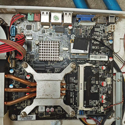 HM55 一体机主板  带i3- CPU  ，不带硬