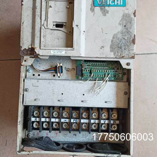 伟创AC70-T3-030G/037P变频器实拍,成色不