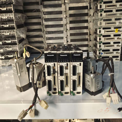 100wa6伺服套装包邮95成新提供售后服务