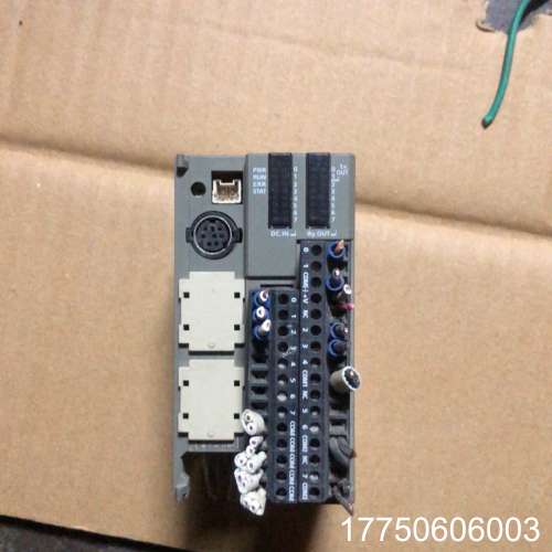 和泉PLC、FC5A一D16RK1刚刚从设备拆下来成色不错需