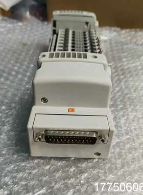 处理:正品SMC阀岛底座一套VV5QC11-12