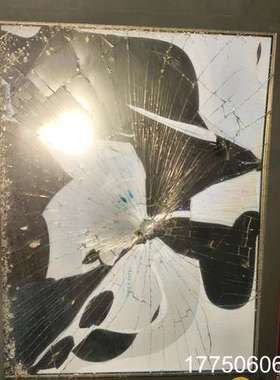 三菱触摸屏GT2512-STBD有4台破屏幕开机每台正常