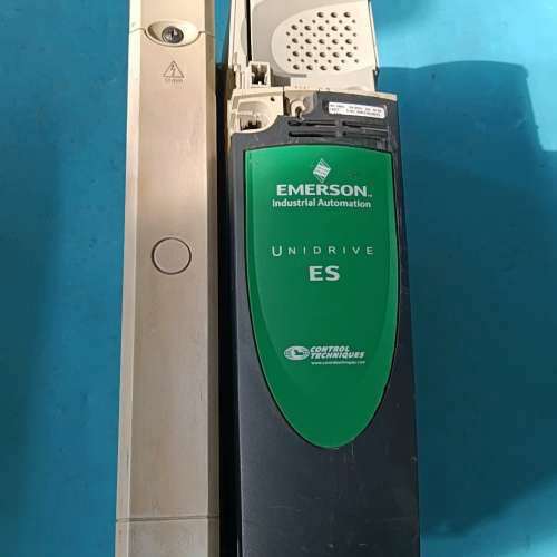 变频器ES2403   功能包好，邮，感兴趣的