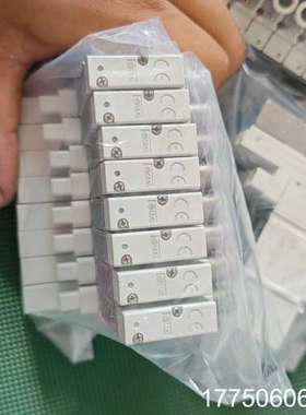 SMC电磁阀SY3130-5UF1-C634个，SY33