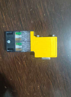 PILZ 皮尔磁安全总线插头 311040