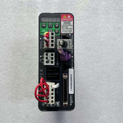 LXM28AU04M3X 伺服驱动器