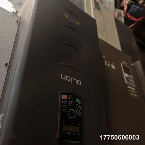 雷诺尔RNB1145G变频器功率45kw 380v三相。