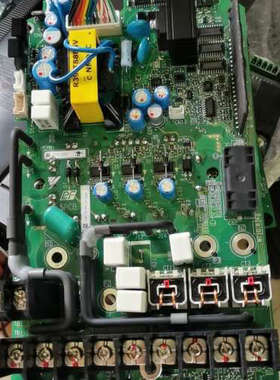 安川A1000/E1000变频器驱动板ETP712151