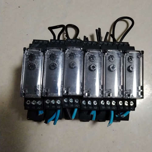 RE I7 RAMU继电器。功能正常。成色。需要的