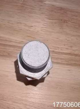 巴鲁夫 BES02NH 近开关 BESM18Ml-NCS7