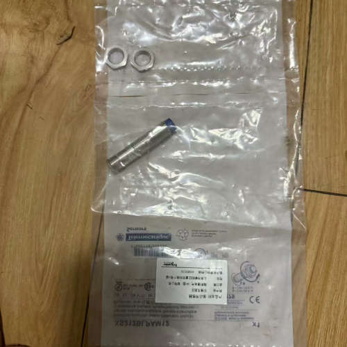 XS212BLPAM12插头式传感器，共2个，功能包好