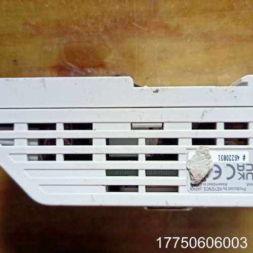 基恩士通讯模块单 N-R2   RS-232C  有一只5