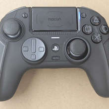 NACON Revolution 5 Pro手柄，适合PS4